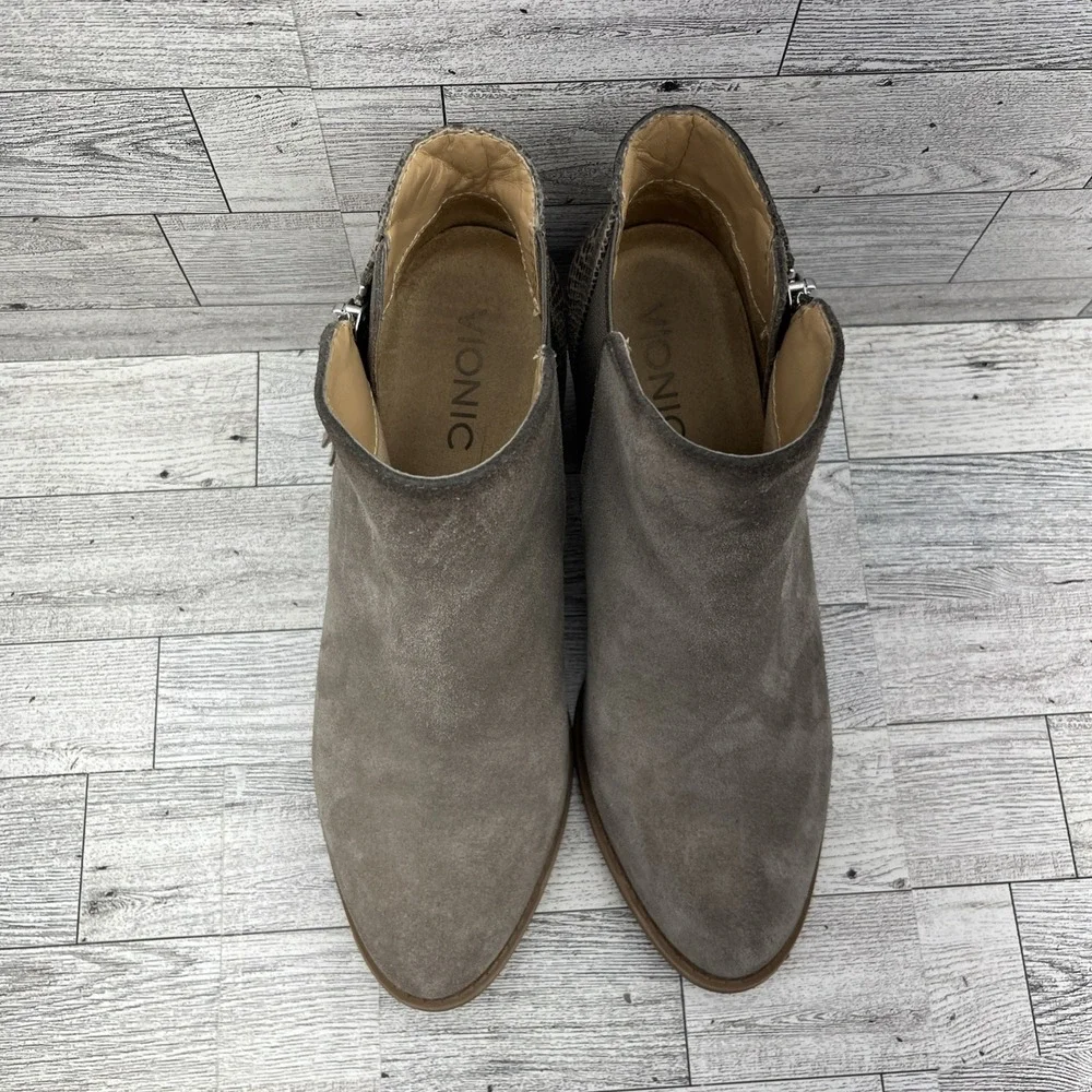 Vionic Anne‎ Tan Snake Print Leather Suede Ankle Boots Women Size 6
